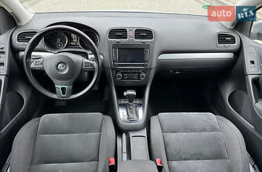 Хетчбек Volkswagen Golf 2009 в Луцьку