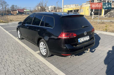 Універсал Volkswagen Golf 2014 в Львові