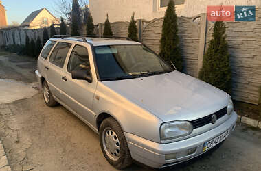 Універсал Volkswagen Golf 1998 в Чернівцях