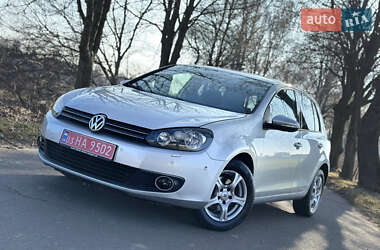 Хетчбек Volkswagen Golf 2009 в Володимирі