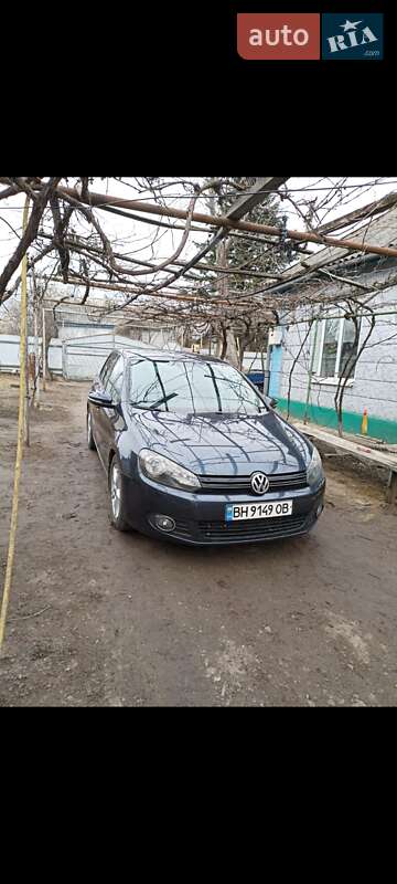 Хетчбек Volkswagen Golf 2011 в Одесі