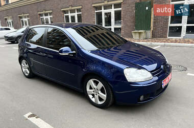 Хетчбек Volkswagen Golf 2008 в Києві