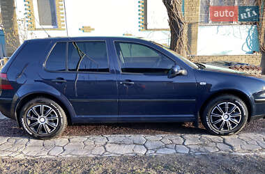 Хетчбек Volkswagen Golf 2002 в Конотопі