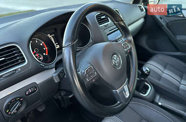 Хэтчбек Volkswagen Golf 2012 в Львове