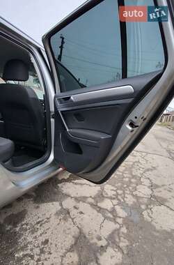 Универсал Volkswagen Golf 2015 в 