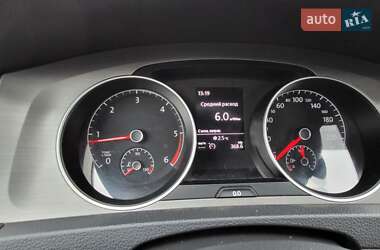 Универсал Volkswagen Golf 2015 в 