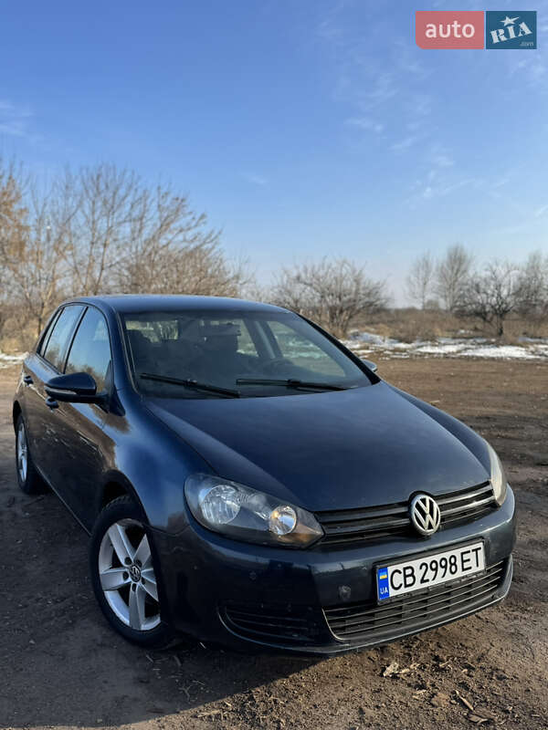 Хэтчбек Volkswagen Golf 2009 в Нежине