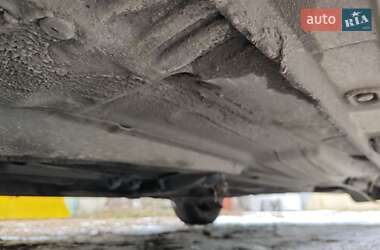 Хэтчбек Volkswagen Golf 1998 в 