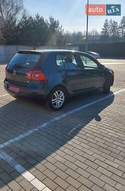 Хетчбек Volkswagen Golf 2007 в Луцьку