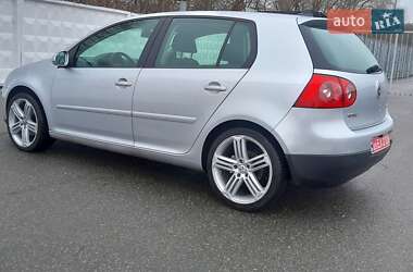 Хетчбек Volkswagen Golf 2008 в Києві