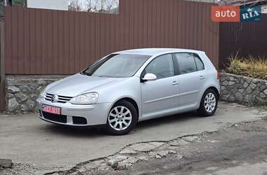 Хэтчбек Volkswagen Golf 2005 в Полтаве