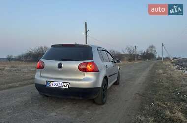 Хетчбек Volkswagen Golf 2004 в Полтаві