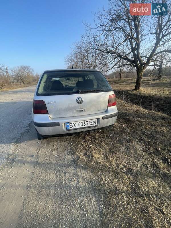 Хетчбек Volkswagen Golf 2001 в Кам'янець-Подільському