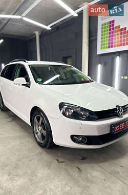 Универсал Volkswagen Golf 2012 в Луцке