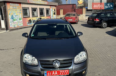 Универсал Volkswagen Golf 2007 в Вишневце