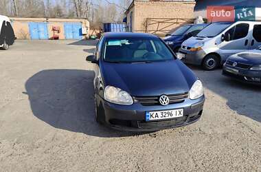 Хэтчбек Volkswagen Golf 2007 в Киеве