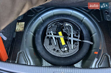 Хэтчбек Volkswagen Golf 2005 в 