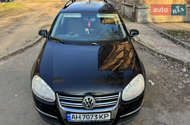 Універсал Volkswagen Golf 2008 в Миколаєві