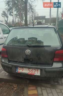 Хэтчбек Volkswagen Golf 2001 в Буче