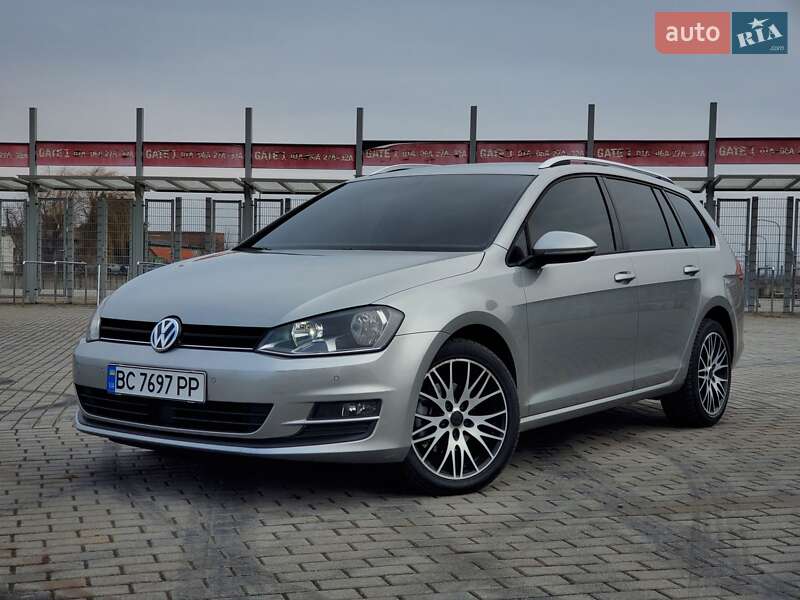 Универсал Volkswagen Golf 2014 в 