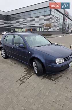 Хетчбек Volkswagen Golf 2000 в Черкасах