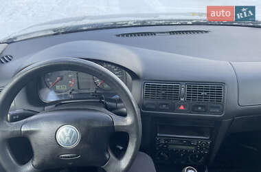 Универсал Volkswagen Golf 2003 в Черкассах