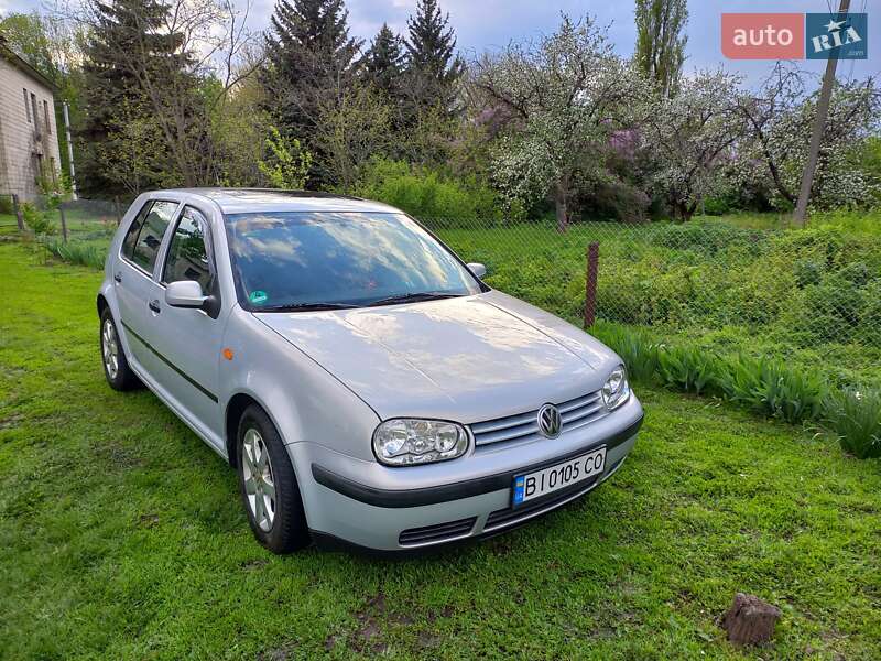 Хетчбек Volkswagen Golf 1998 в Полтаві