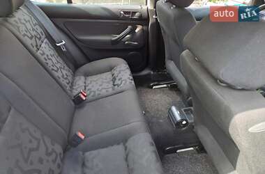 Хэтчбек Volkswagen Golf 1998 в 