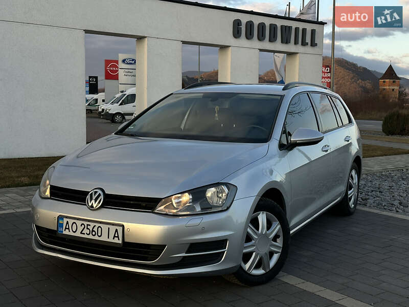 Универсал Volkswagen Golf 2015 в Мукачево