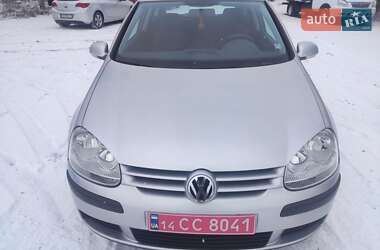 Хэтчбек Volkswagen Golf 2008 в Умани