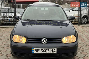 Хэтчбек Volkswagen Golf 2001 в Николаеве