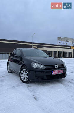 Хетчбек Volkswagen Golf 2010 в Черкасах