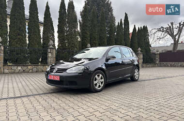 Хэтчбек Volkswagen Golf 2004 в Надворной