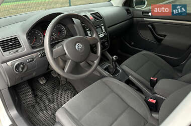 Хэтчбек Volkswagen Golf 2004 в Ивано-Франковске