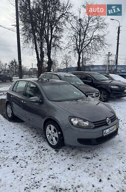 Хэтчбек Volkswagen Golf 2009 в Луцке