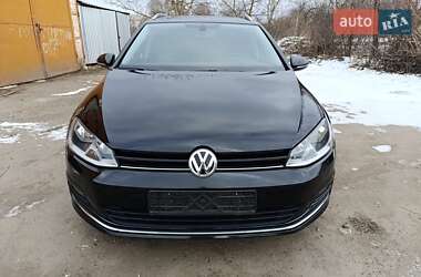 Універсал Volkswagen Golf 2015 в Вінниці