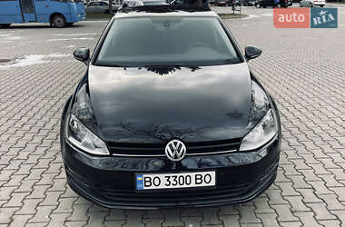 Хэтчбек Volkswagen Golf 2013 в Черновцах