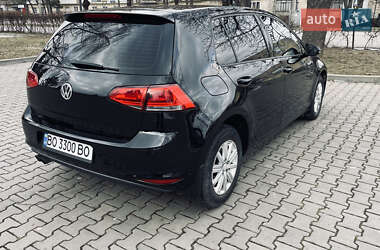 Хэтчбек Volkswagen Golf 2013 в Черновцах