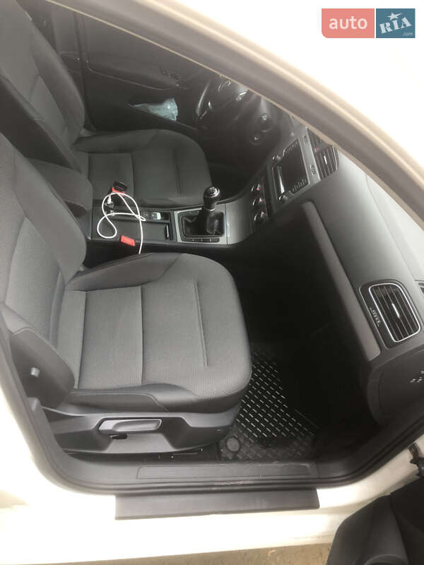 Универсал Volkswagen Golf 2015 в Стрые