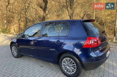 Хетчбек Volkswagen Golf 2008 в 