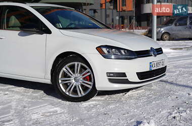 Универсал Volkswagen Golf 2015 в Киеве