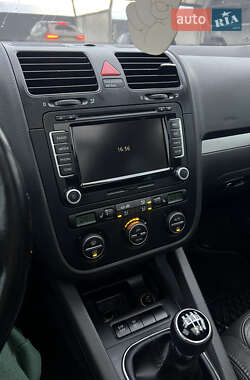 Универсал Volkswagen Golf 2008 в 