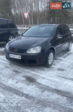 Хэтчбек Volkswagen Golf 2004 в Славуте