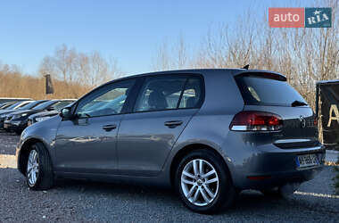 Хетчбек Volkswagen Golf 2010 в Дрогобичі