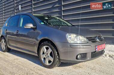 Хэтчбек Volkswagen Golf 2008 в Ирпене