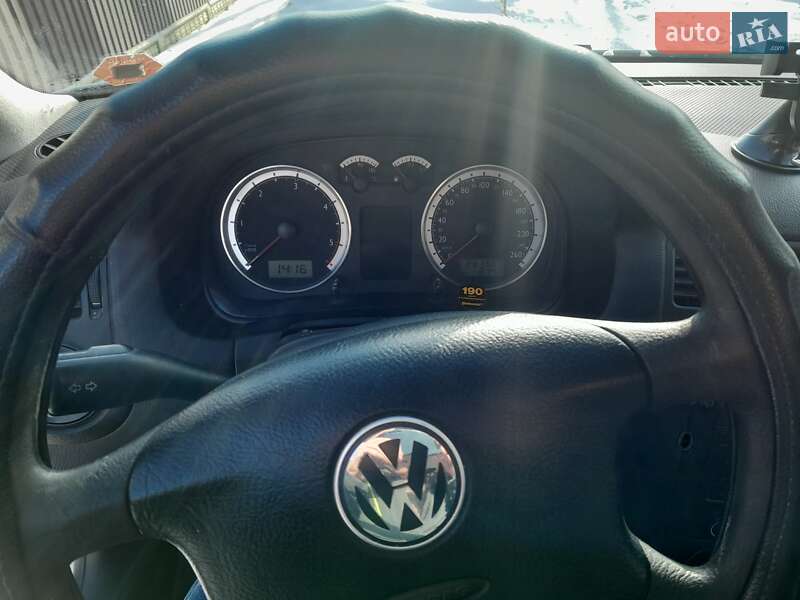 Универсал Volkswagen Golf 2006 в Кролевце