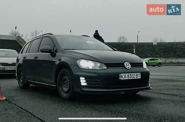 Универсал Volkswagen Golf 2013 в Киеве