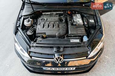 Универсал Volkswagen Golf 2013 в Киеве