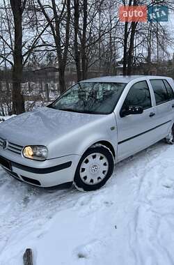 Хэтчбек Volkswagen Golf 2000 в Костополе