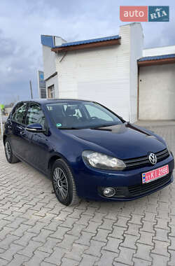 Хэтчбек Volkswagen Golf 2009 в Виннице